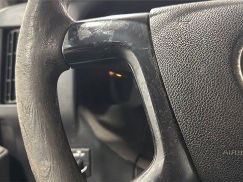 Used 2011 Chevrolet Express 1500 AWD w/ Power Package image 6