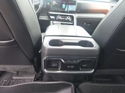 Used 2023 GMC Sierra 1500 Denali AWD/4WD image 38