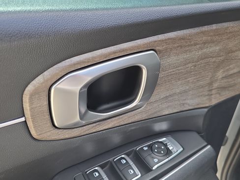 Certified 2022 Kia Sorento S AWD/4WD image 18