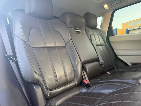 Used 2016 Land Rover Range Rover Sport HSE AWD/4WD image 18