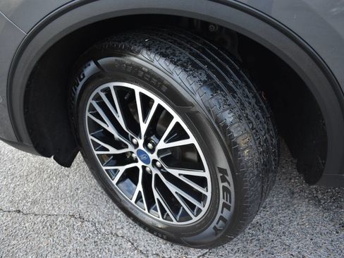 Used 2022 Ford Escape Titanium w/ Titanium Premium Package image 44