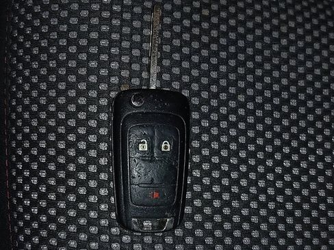 Used 2014 GMC Terrain SLE image 32