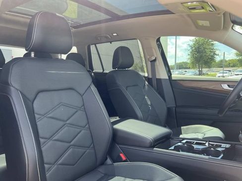 New 2026 Volkswagen Atlas SE FWD image 26
