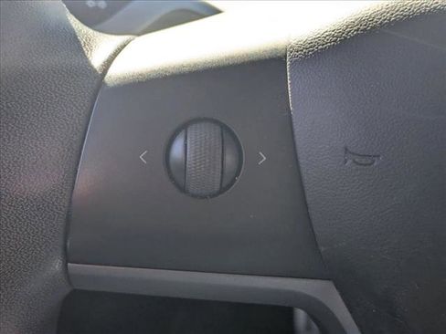 Used 2020 Tesla Model 3 Performance image 10