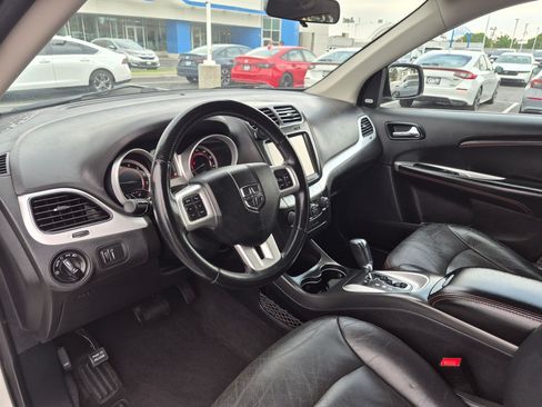 Used 2018 Dodge Journey GT AWD/4WD image 16