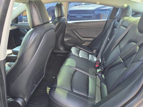 Used 2021 Tesla Model 3 Long Range AWD/4WD image 17