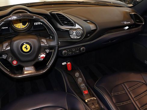 Certified 2017 Ferrari 488 Spider RWD image 85