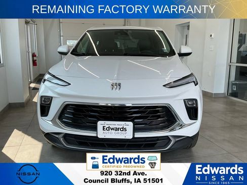 Used 2025 Buick Encore GX Preferred FWD image 3