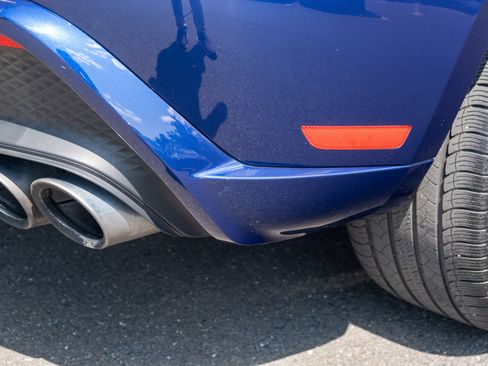 Certified 2024 Porsche Macan AWD/4WD image 26