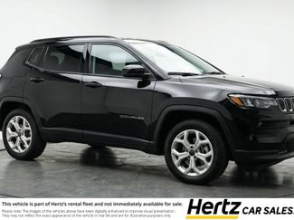 Used 2025 Jeep Compass Latitude video 1