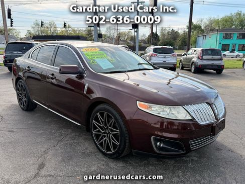 Used 2009 Lincoln MKS image 1