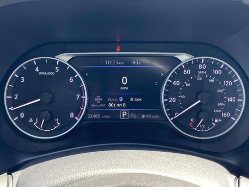 Used 2025 Nissan Sentra SR FWD image 25