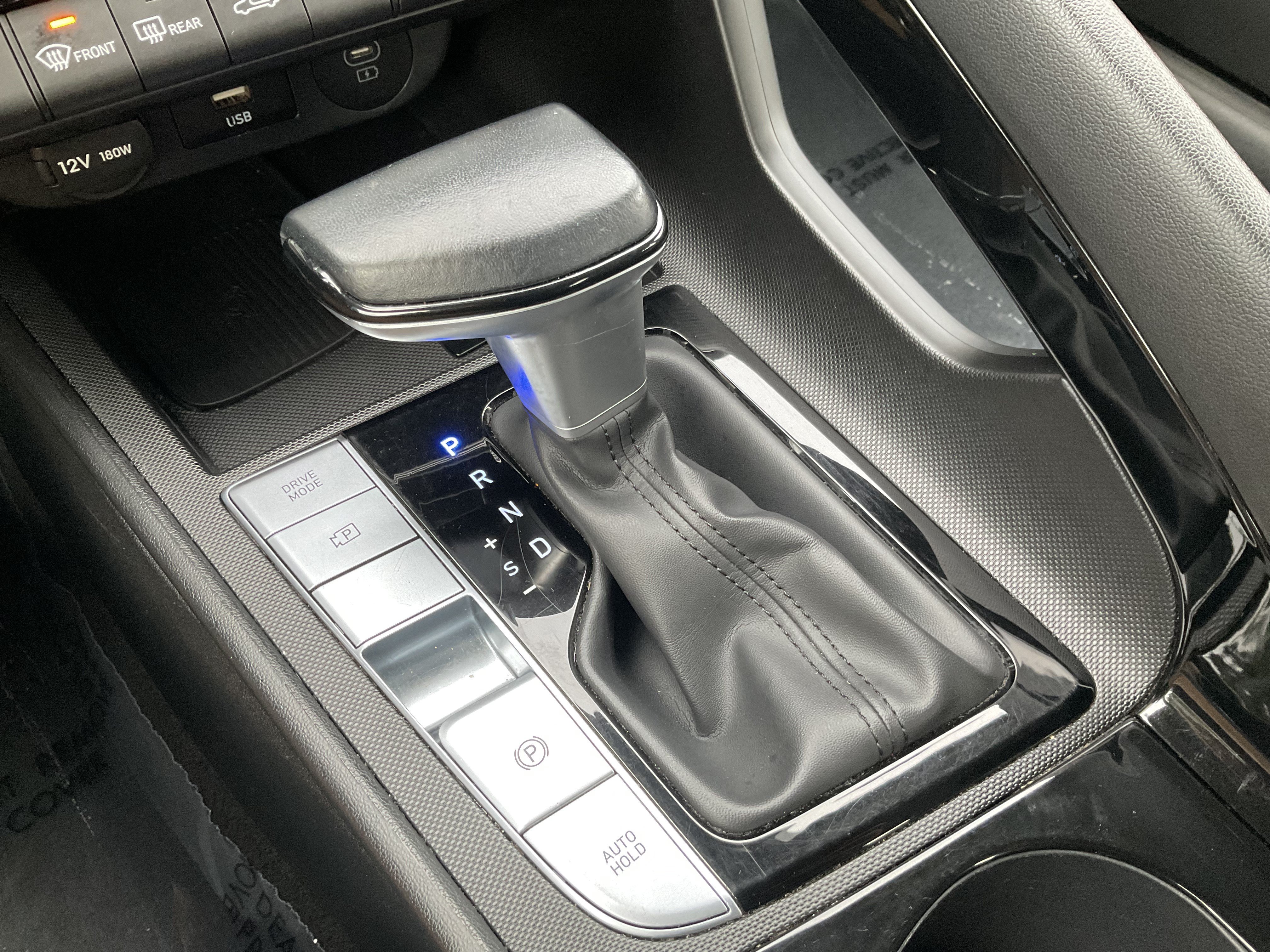 Used 2025 Hyundai Elantra SEL FWD image 18