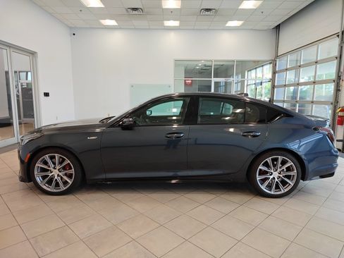 Used 2020 Cadillac CT5 V w/ Platinum Package RWD image 6