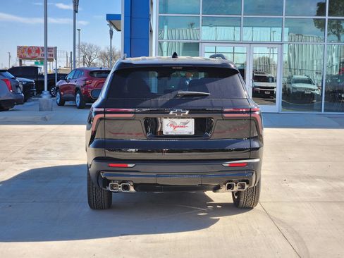 New 2026 Chevrolet Traverse LT w/ Midnight/Sport Edition image 8