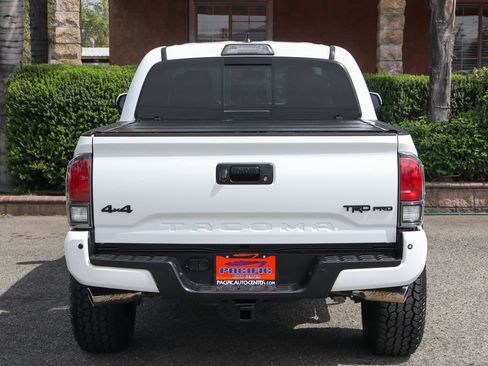 Used 2017 Toyota Tacoma TRD Pro AWD/4WD image 7