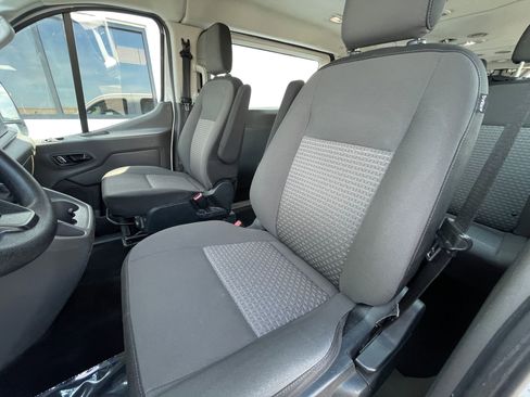 Used 2022 Ford Transit 350 XLT RWD image 12