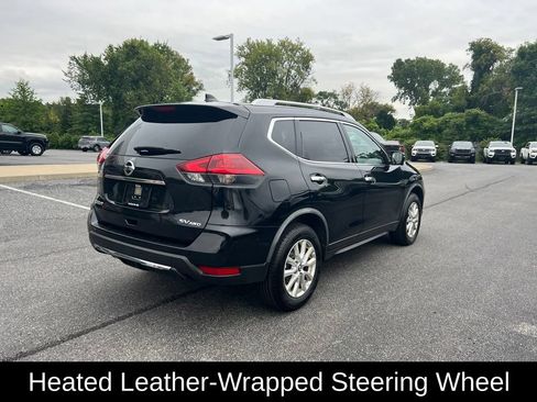 Used 2018 Nissan Rogue SV w/ Sun & Sound Touring Package AWD/4WD image 13