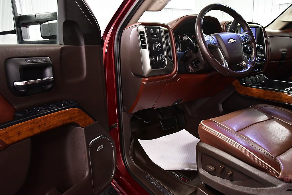 Used 2016 Chevrolet Silverado 3500 High Country w/ Duramax Plus Package AWD/4WD image 16