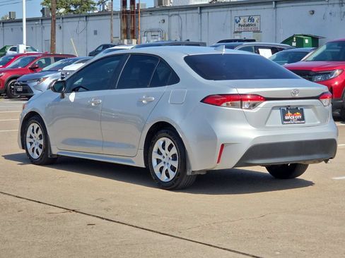 Certified 2024 Toyota Corolla LE FWD image 4