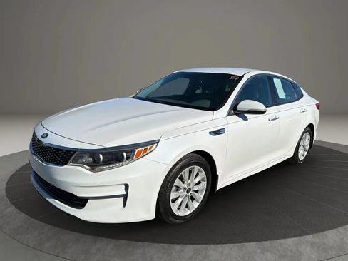 Used 2017 Kia Optima EX FWD image 1