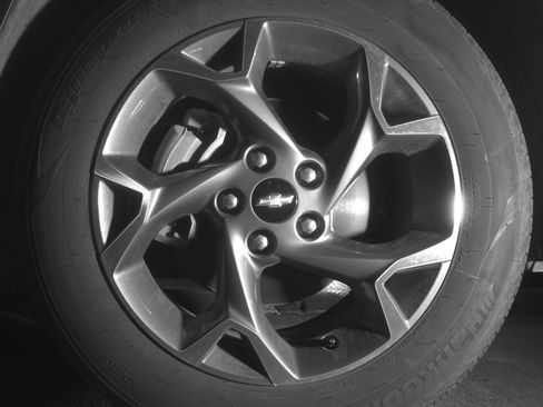 Used 2025 Chevrolet Trax LT w/ LT Convenience Package image 12