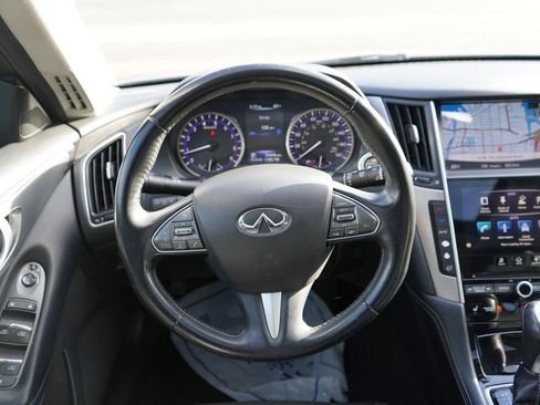 Used 2015 INFINITI Q50 Premium w/ Navigation Package RWD image 19