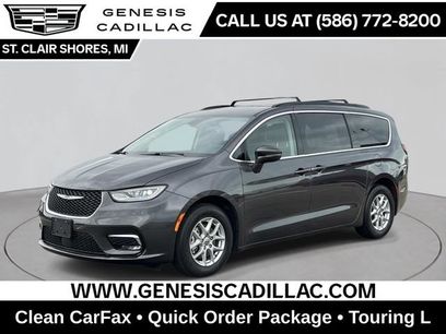 Used 2022 Chrysler Pacifica Touring-L