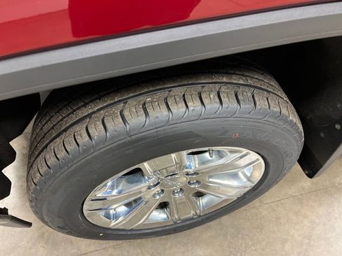 Certified 2018 GMC Sierra 1500 SLT image 11