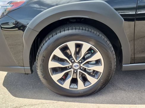 Certified 2025 Subaru Outback Limited AWD/4WD image 10