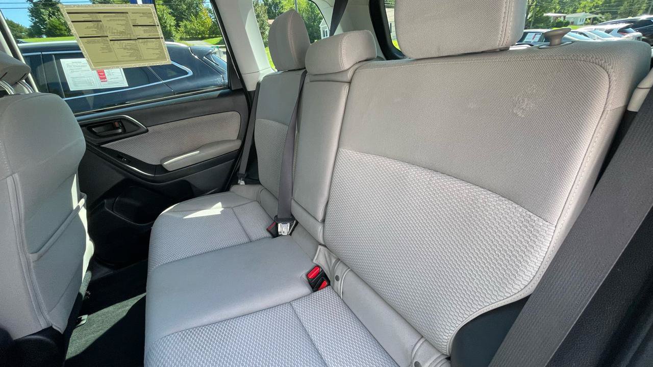 Used 2017 Subaru Forester 2.5i Premium AWD/4WD image 25