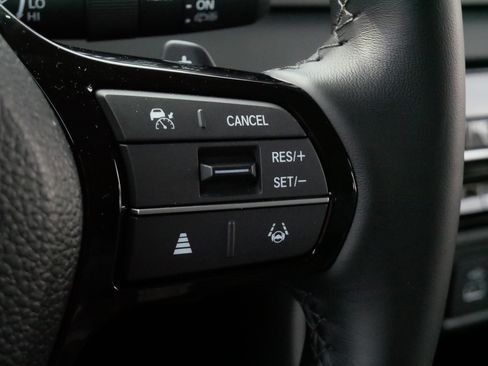 Certified 2025 Honda Pilot Touring image 26