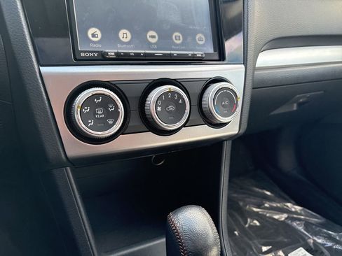 Used 2016 Subaru Crosstrek 2.0i Premium w/ Moonroof Package image 21