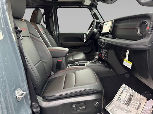 New 2026 Jeep Wrangler Unlimited Rubicon image 18