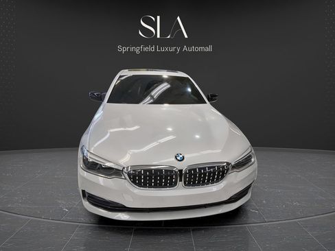 Used 2017 BMW 540i xDrive AWD/4WD image 2