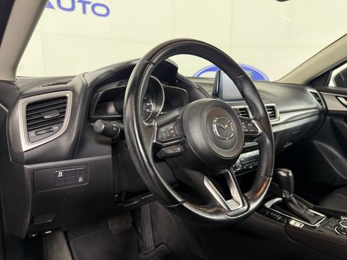 Used 2017 MAZDA MAZDA3 Touring image 20