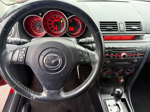 Used 2006 MAZDA MAZDA3 s Touring image 11