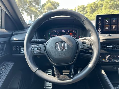 Used 2024 Honda Accord Sport image 15