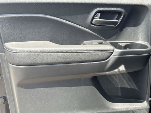 Certified 2025 Honda Ridgeline Sport+ image 12