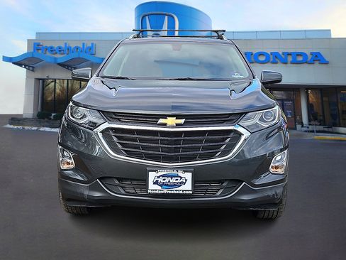 Used 2019 Chevrolet Equinox LT image 2
