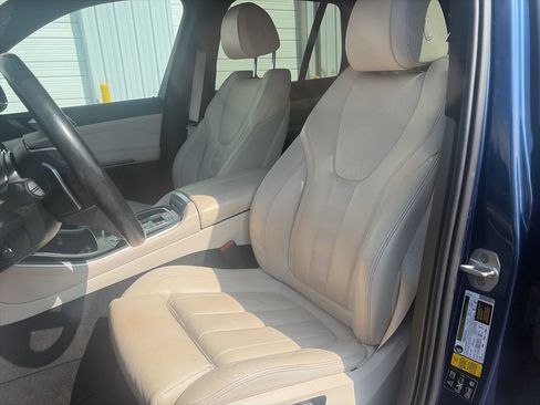 Used 2020 BMW X5 xDrive40i w/ Premium Package image 12