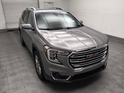 Used 2023 GMC Terrain SLT FWD image 13