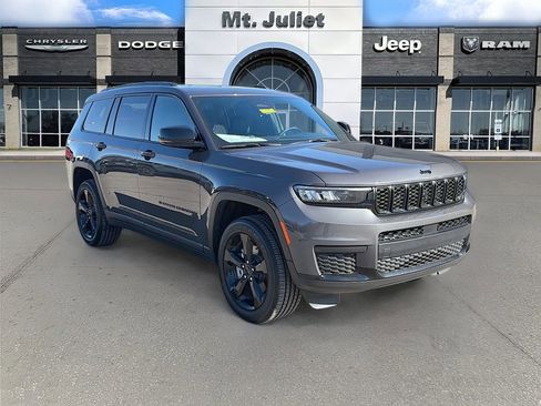 New 2025 Jeep Grand Cherokee L Altitude image 1