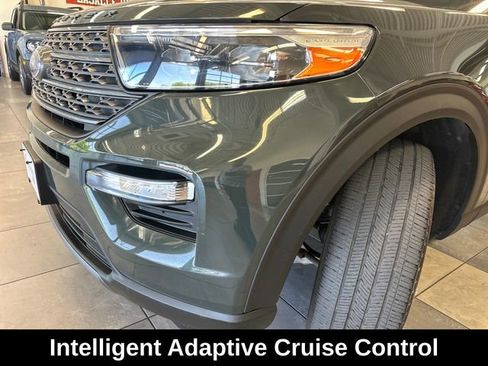 Used 2023 Ford Explorer XLT w/ Equipment Group 202A AWD/4WD image 19