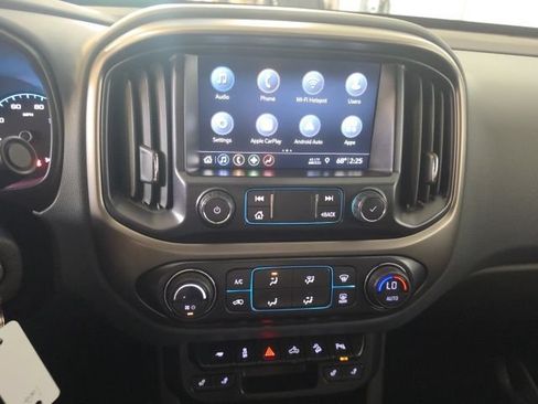 Used 2021 Chevrolet Colorado Z71 AWD/4WD image 26