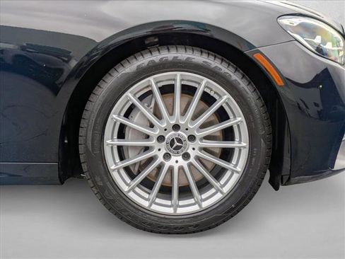 Used 2022 Mercedes-Benz E 350 Sedan image 27