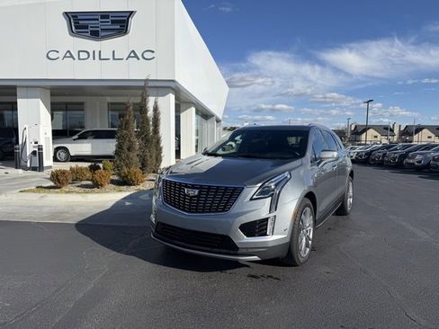 Used 2024 Cadillac XT5 Premium Luxury w/ Platinum Package image 2