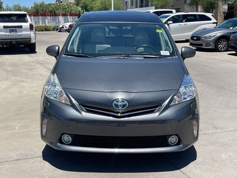 Used 2014 Toyota Prius V Five FWD image 3