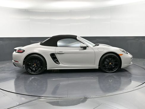 New 2025 Porsche 718 Boxster RWD image 9
