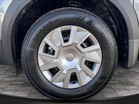 New 2026 Nissan Kicks S image 11